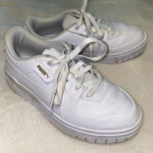 Puma white casual tennis athletic shoes size 8 GUC